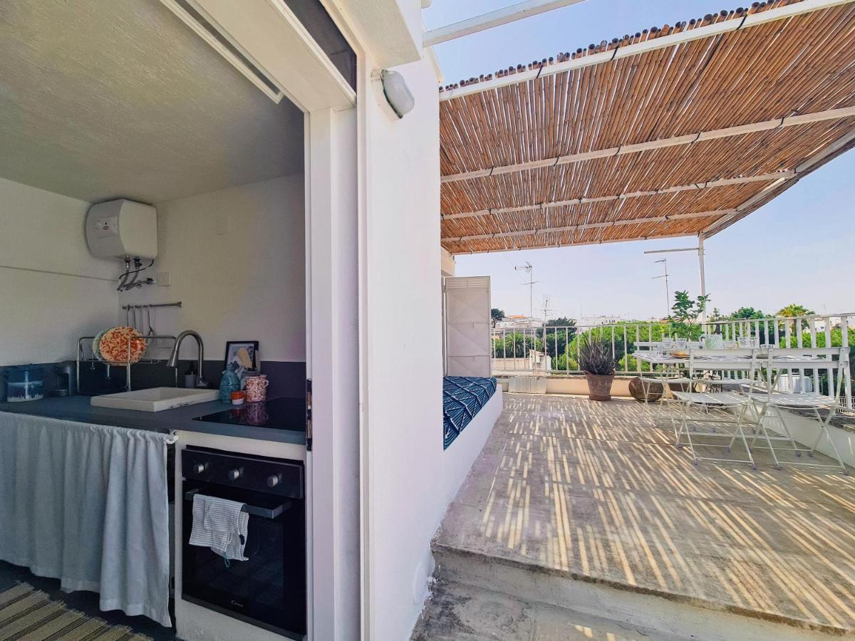 オストゥーニA Casa Di Roアパートメント エクステリア 写真